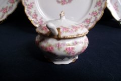 BAWO & DOTTER ELITE WORKS BRIDAL WREATH- MUSTARD JAR   .....   http://jaapiesfinechinastore.com
