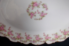 BAWO & DOTTER ELITE WORKS BRIDAL WREATH- SERVING PLATTER 17"   .....   https://www.jaapiesfinechinastore.com