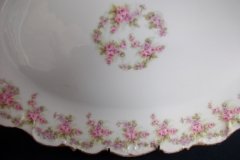 BAWO & DOTTER ELITE WORKS BRIDAL WREATH- SERVING PLATTER 17"   .....   http://jaapiesfinechinastore.com