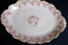 BAWO & DOTTER ELITE WORKS BRIDAL WREATH- SERVING PLATTER 17"   .....   http://jaapiesfinechinastore.com