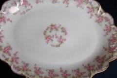 BAWO & DOTTER ELITE WORKS BRIDAL WREATH- SERVING PLATTER 17"   .....   http://jaapiesfinechinastore.com