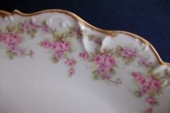 BAWO & DOTTER ELITE WORKS BRIDAL WREATH- SERVING PLATTER 17"   .....   http://jaapiesfinechinastore.com