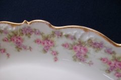 BAWO & DOTTER ELITE WORKS BRIDAL WREATH- SERVING PLATTER 17"   .....   http://jaapiesfinechinastore.com