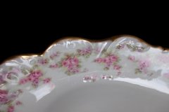 BAWO & DOTTER ELITE WORKS BRIDAL WREATH- SERVING PLATTER 17"   .....   http://jaapiesfinechinastore.com