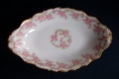 BAWO & DOTTER ELITE WORKS BRIDAL WREATH- RELISH DISH   .....   http://jaapiesfinechinastore.com