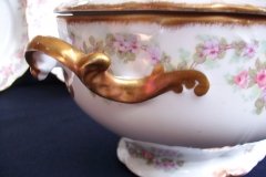 BAWO & DOTTER ELITE WORKS BRIDAL WREATH-  COVERED SOUP TUREEN   .....   http://jaapiesfinechinastore.com