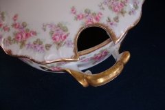 BAWO & DOTTER ELITE WORKS BRIDAL WREATH-  COVERED SOUP TUREEN   .....   http://jaapiesfinechinastore.com
