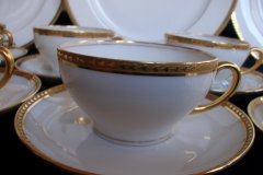 BAWO & DOTTER/ELITE WORKS LAUREL LEAF BAND- CUP & SAUCER ..... http://jaapiesfinechinastore.com