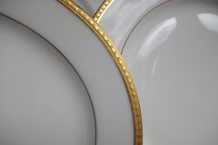BAWO & DOTTER/ELITE WORKS LAUREL LEAF BAND-  SERVING PLATTER   ..... http://jaapiesfinechinastore.com
