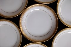 BAWO & DOTTER (ELITE WORKS) GREEK KEY-  BERRY BOWL  ..... http://jaapiesfinechinastore.com