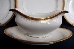 BAWO & DOTTER GREEK KEY GRAVY BOAT .....   http://jaapiesfinechinastore.com