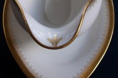 BAWO & DOTTER GREEK KEY GRAVY BOAT .....   http://jaapiesfinechinastore.com