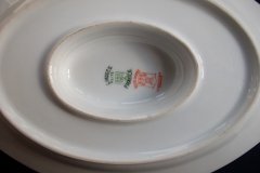 BAWO & DOTTER GREEK KEY GRAVY BOAT .....   http://jaapiesfinechinastore.com