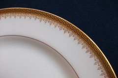 BAWO & DOTTER (ELITE WORKS) GREEK KEY-  LUNCH  PLATE  ..... https://www.jaapiesfinechinastore.com