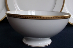 BAWO & DOTTER/ELITE WORKS LAUREL LEAF BAND-  CRANBERRY BOWL  ..... https://www.jaapiesfinechinastore.com