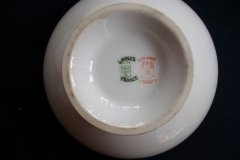 BAWO & DOTTER/ELITE WORKS LAUREL LEAF BAND-  CRANBERRY BOWL  ..... http://jaapiesfinechinastore.com