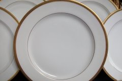 BAWO & DOTTER/ELITE WORKS LAUREL LEAF BAND-DINNER PLATE  ..... http://jaapiesfinechinastore.com