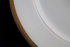 BAWO & DOTTER/ELITE WORKS LAUREL LEAF BAND-DINNER PLATE  ..... http://jaapiesfinechinastore.com