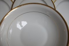 BAWO & DOTTER/ELITE WORKS LAUREL LEAF BAND-  ROUND SERVING  BOWL  ..... http://jaapiesfinechinastore.com