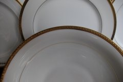 BAWO & DOTTER/ELITE WORKS LAUREL LEAF BAND-  ROUND SERVING  BOWL  ..... http://jaapiesfinechinastore.com