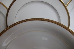 BAWO & DOTTER/ELITE WORKS LAUREL LEAF BAND-  ROUND SERVING  BOWL  ..... http://jaapiesfinechinastore.com