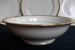 BAWO & DOTTER/ELITE WORKS LAUREL LEAF BAND-  ROUND SERVING  BOWL  ..... http://jaapiesfinechinastore.com