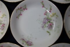 BAWO & DOTTER  PURPLE ASTER & YELLOW/ PINK FLOWERS- BERRY BOWL    ..... http://jaapiesfinechinastore.com