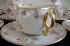 BAWO & DOTTER (ELITE WORKS) SCATTERED FLOWERS-  BOWL CUP & SAUCER   .....   http://jaapiesfinechinastore.com
