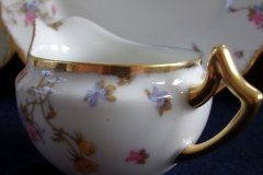 BAWO & DOTTER (ELITE WORKS) SCATTERED FLOWERS- CREAMER  6oz  .....   http://jaapiesfinechinastore.com