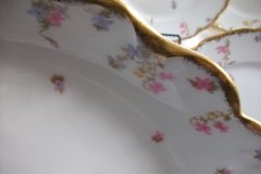 BAWO & DOTTER (ELITE WORKS) SCATTERED FLOWERS- LARGE SERVING  PLATTER 16 3/8" ..... http://jaapiesfinechinastore.com