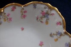 BAWO & DOTTER (ELITE WORKS) SCATTERED FLOWERS- LARGE SERVING  PLATTER 16 3/8" ..... https://www.jaapiesfinechinastore.com