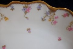 BAWO & DOTTER (ELITE WORKS) SCATTERED FLOWERS- LARGE SERVING  PLATTER 16 3/8" ..... http://jaapiesfinechinastore.com