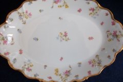 BAWO & DOTTER (ELITE WORKS) SCATTERED FLOWERS- MEDIUM SERVING  PLATTER  13  7/8" ..... http://jaapiesfinechinastore.com