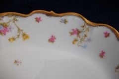 BAWO & DOTTER (ELITE WORKS) SCATTERED FLOWERS- MEDIUM SERVING  PLATTER  13  7/8" ..... http://jaapiesfinechinastore.com