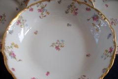 BAWO & DOTTER  (ELITE WORKS) SCATTERED FLOWERS- OPEN SERVING BOWL 10" .....   http://jaapiesfinechinastore.com