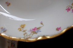 BAWO & DOTTER  (ELITE WORKS) SCATTERED FLOWERS- OPEN SERVING BOWL 10" .....   https://www.jaapiesfinechinastore.com