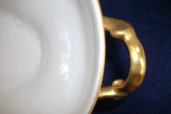 BAWO & DOTTER  (ELITE WORKS) SCATTERED FLOWERS- OVAL COVERED SERVING BOWL .....   http://jaapiesfinechinastore.com