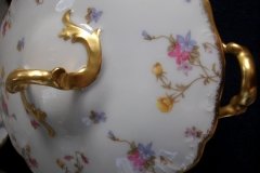 BAWO & DOTTER  (ELITE WORKS) SCATTERED FLOWERS- ROUND COVERED SERVING BOWL .....   http://jaapiesfinechinastore.com