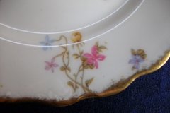 BAWO & DOTTER (ELITE WORKS) SCATTERED FLOWERS- SALAD  PLATE ..... http://jaapiesfinechinastore.com