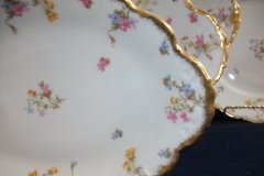 BAWO & DOTTER (ELITE WORKS) SCATTERED FLOWERS- SMALL SERVING  PLATTER  11  1/4" ..... http://jaapiesfinechinastore.com