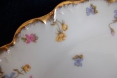 BAWO & DOTTER (ELITE WORKS) SCATTERED FLOWERS- SMALL SERVING  PLATTER  11  1/4" ..... http://jaapiesfinechinastore.com
