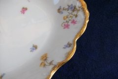 BAWO & DOTTER (ELITE WORKS) SCATTERED FLOWERS- SMALL SERVING  PLATTER  11  1/4" ..... http://jaapiesfinechinastore.com