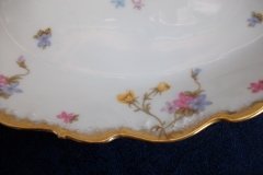 BAWO & DOTTER (ELITE WORKS) SCATTERED FLOWERS- SMALL SERVING  PLATTER  11  1/4" ..... http://jaapiesfinechinastore.com
