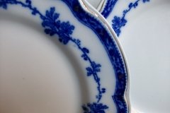 BISHOP & STONIER- (BOSCOBEL) BELLE VUE- DINNER PLATE.....   http://jaapiesfinechinastore.com