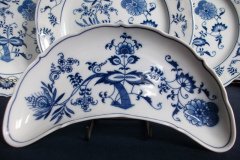 BLUE DANUBE- CRESCENT SALAD  ,,,,,  http://jaapiesfinechinastore.com