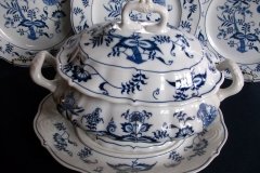 BLUE DANUBE-  SOUP TUREEN    ,,,,,  http://jaapiesfinechinastore.com
