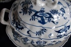 BLUE DANUBE-  SOUP TUREEN    ,,,,,  http://jaapiesfinechinastore.com