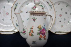 BOOTHS 8477 FLORAL & GARDEN INSECTS- COFFEE POT  .....   http://jaapiesfinechinastore.com