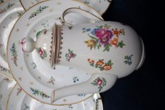 BOOTHS 8477 FLORAL & GARDEN INSECTS- COFFEE POT  .....   http://jaapiesfinechinastore.com