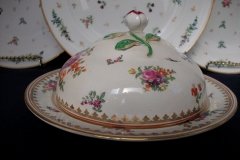 BOOTHS 8477 FLORAL & GARDEN INSECTS- COVERED BUTTER DISH  .....   http://jaapiesfinechinastore.com